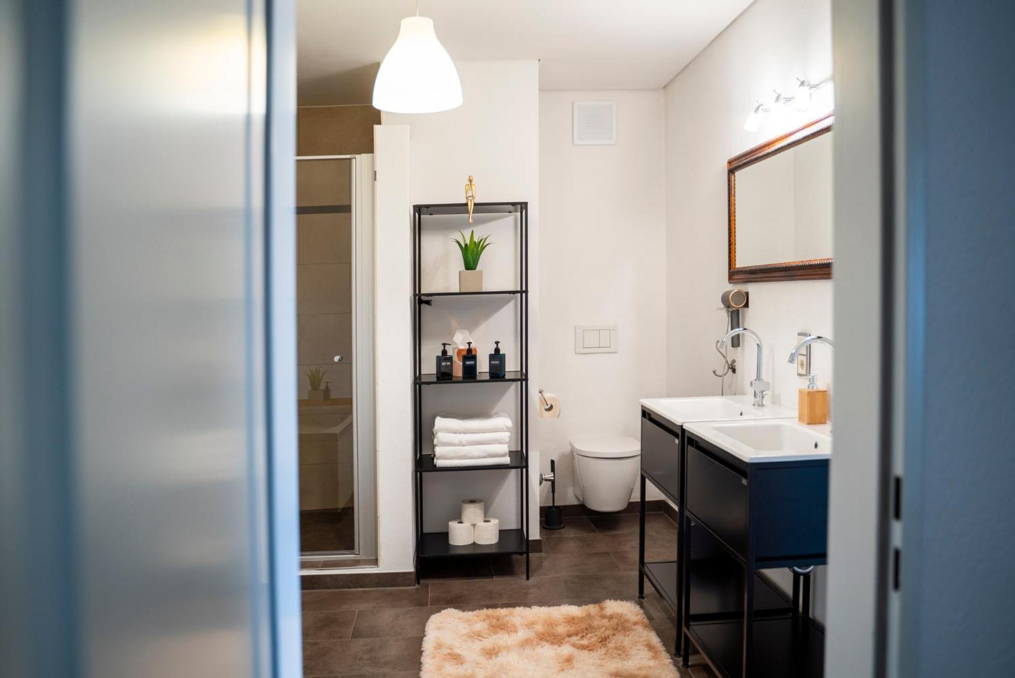 Апартаменти 130M2 Loft - Balkon, Smart Tv, Badewanne, Kaffee Розенгайм Екстер'єр фото