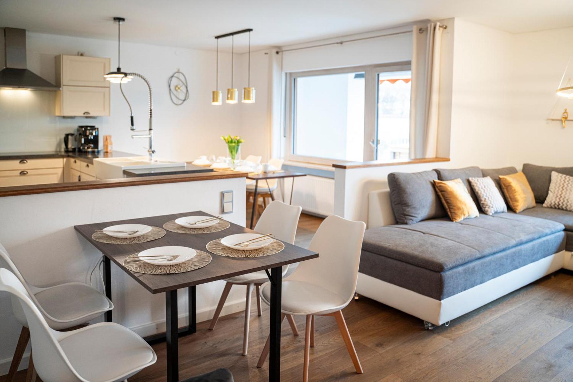 Апартаменти 130M2 Loft - Balkon, Smart Tv, Badewanne, Kaffee Розенгайм Екстер'єр фото