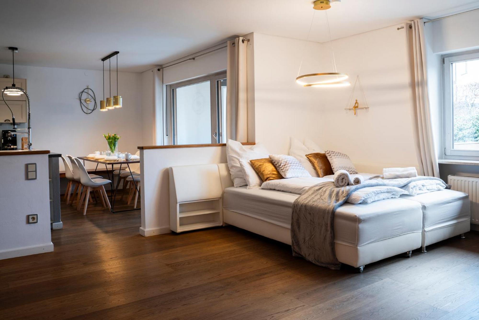 Апартаменти 130M2 Loft - Balkon, Smart Tv, Badewanne, Kaffee Розенгайм Екстер'єр фото