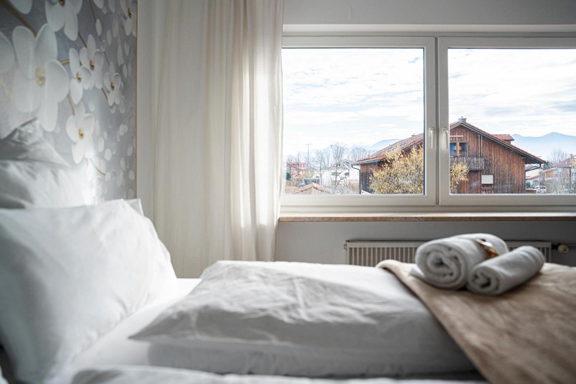 Апартаменти 130M2 Loft - Balkon, Smart Tv, Badewanne, Kaffee Розенгайм Екстер'єр фото